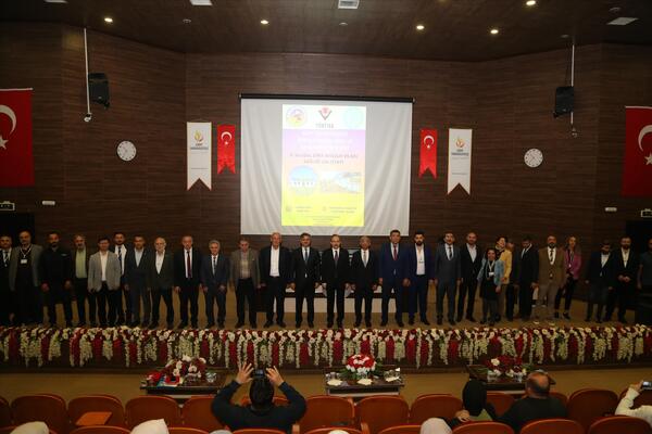 2-ulusal-siirt-aricilik-ve-ari-sagligi-calistayi